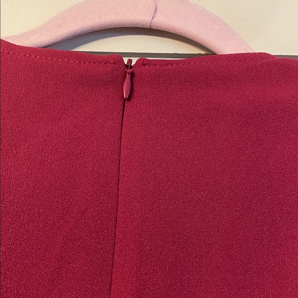 Donna Morgan Raspberry Mini Dress Ruched sleeves 2 - Picture 4 of 6